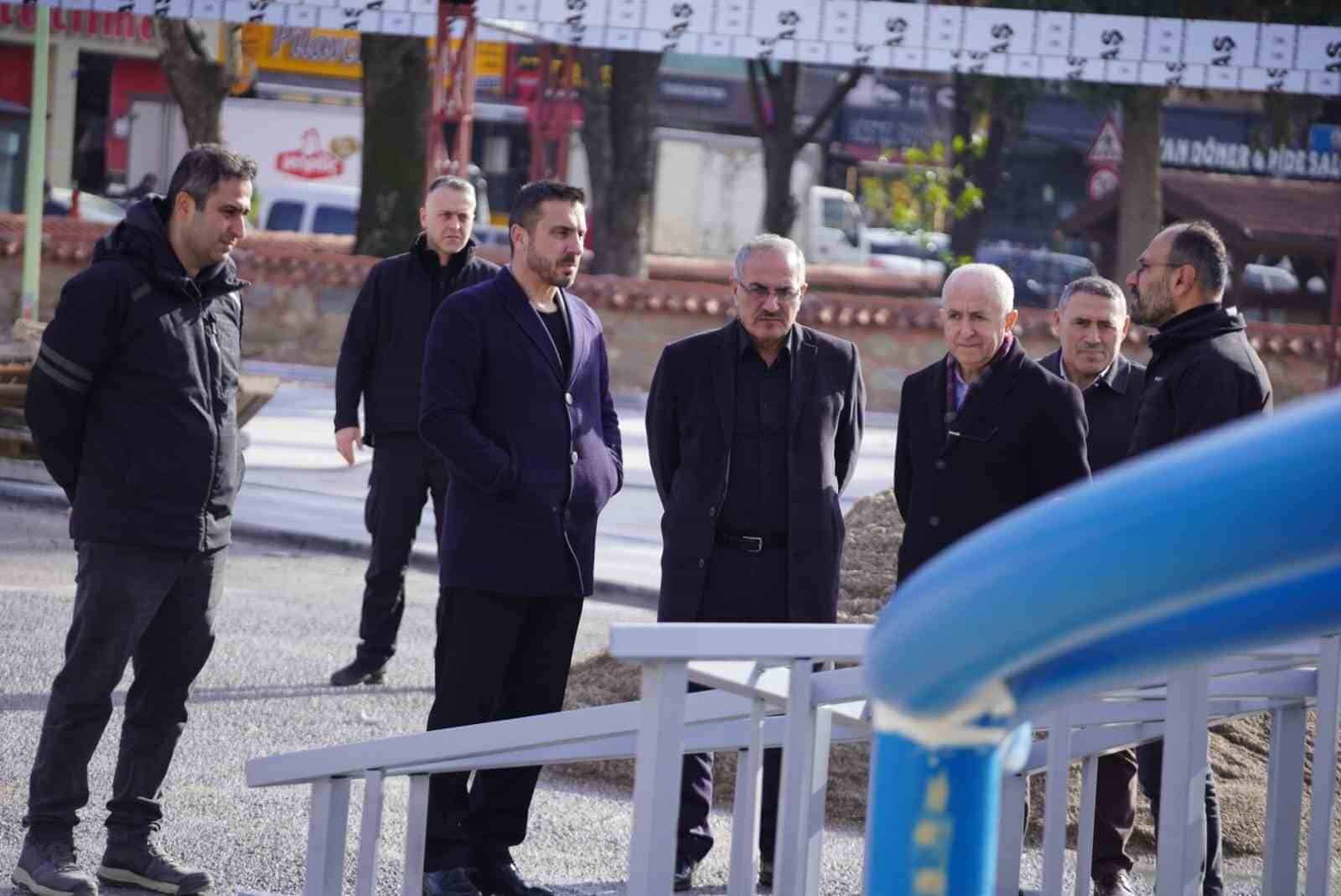 Bu meydan afet durumunda binlerce kişiye sığınak olacak