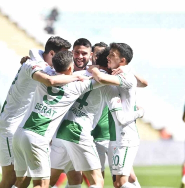 Bursaspor zorlu maratona başlıyor