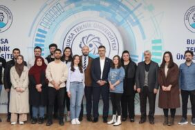 Rektör Çağlar TEKNOFEST yarışmaları öncesi takımlardan bilgi aldı