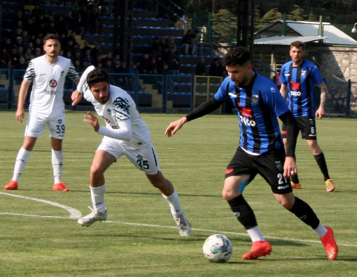TFF 2. Lig: TECO Karacabey Belediyespor: 2 – Kırklarelispor: 0