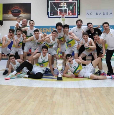 Frutti Extra Bursaspor çeyrek finalde