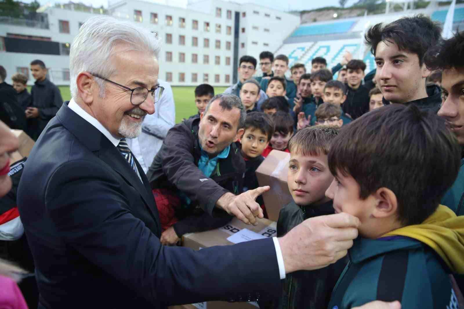 Nilüfer Belediyesi’nden amatörlere güç katacak destek