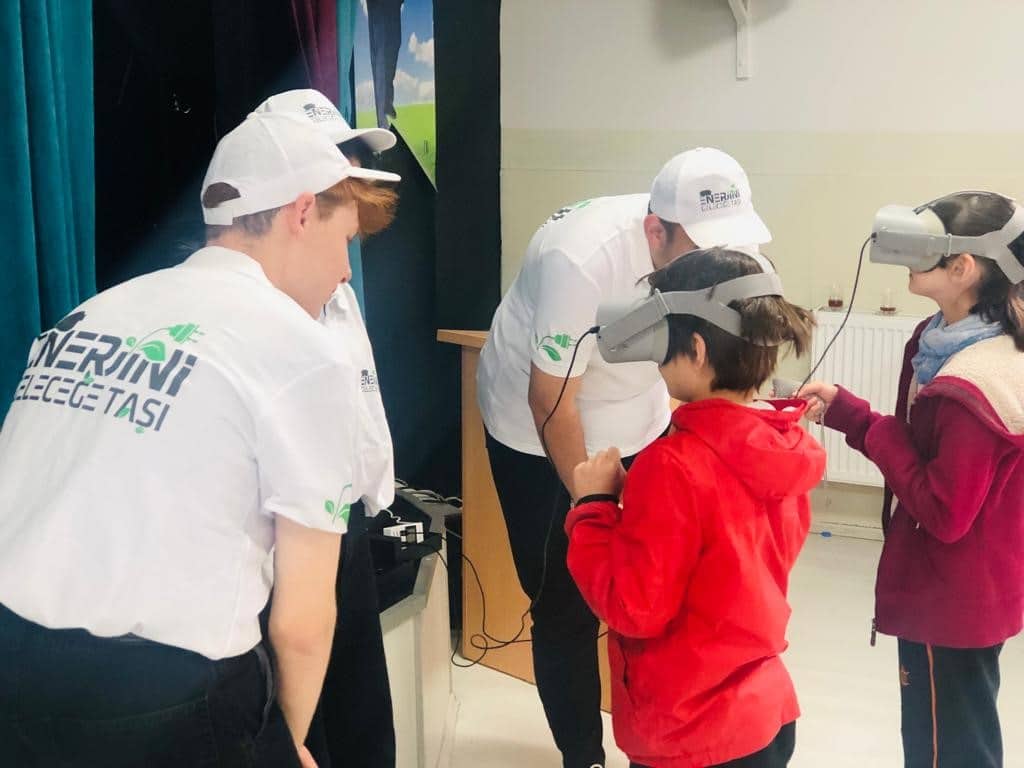 Uedaş, VR teknolojisi ile enerjisini geleceğe taşıyor