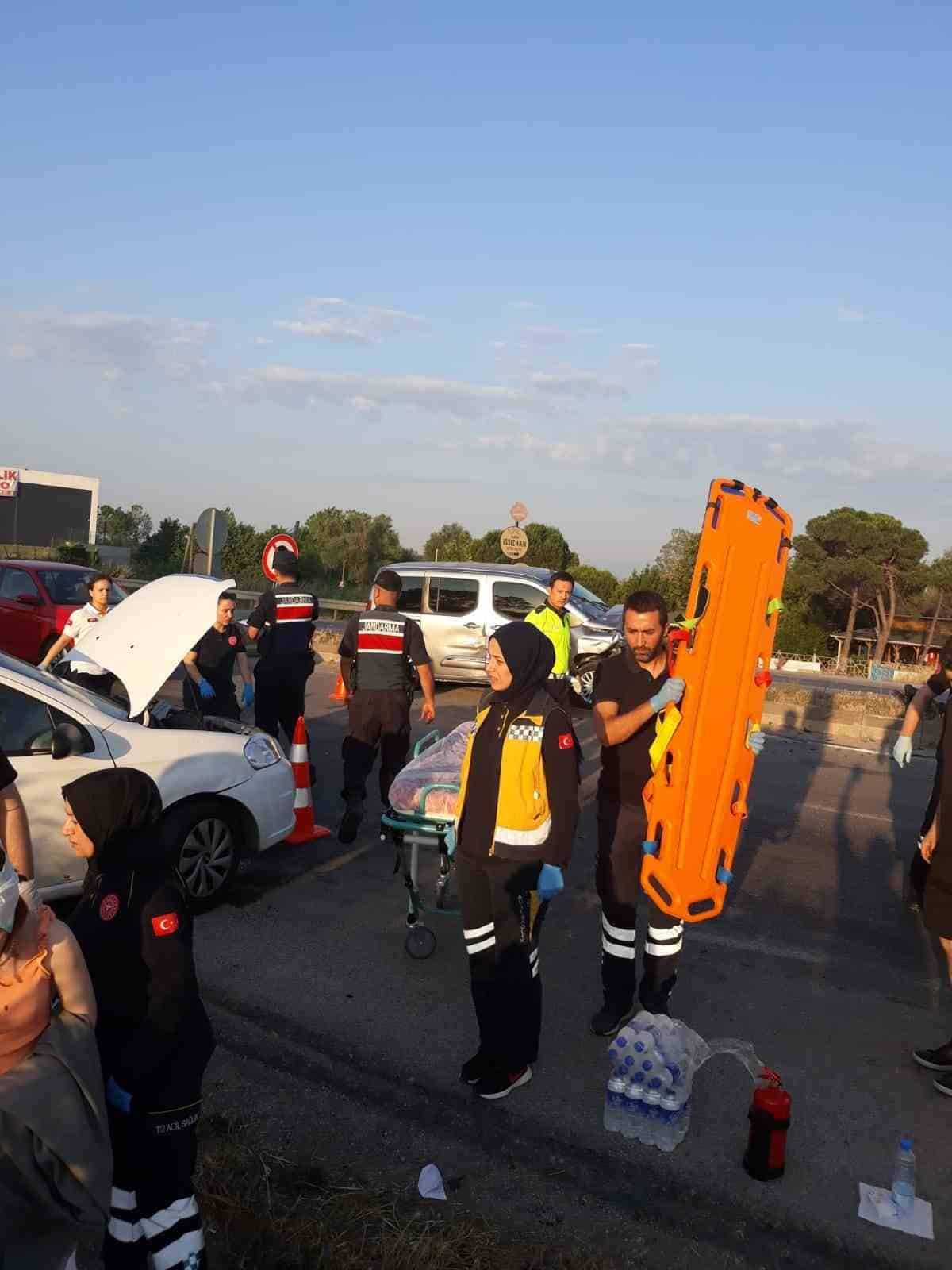 Bursa yolunda kaza: 7 yaralı