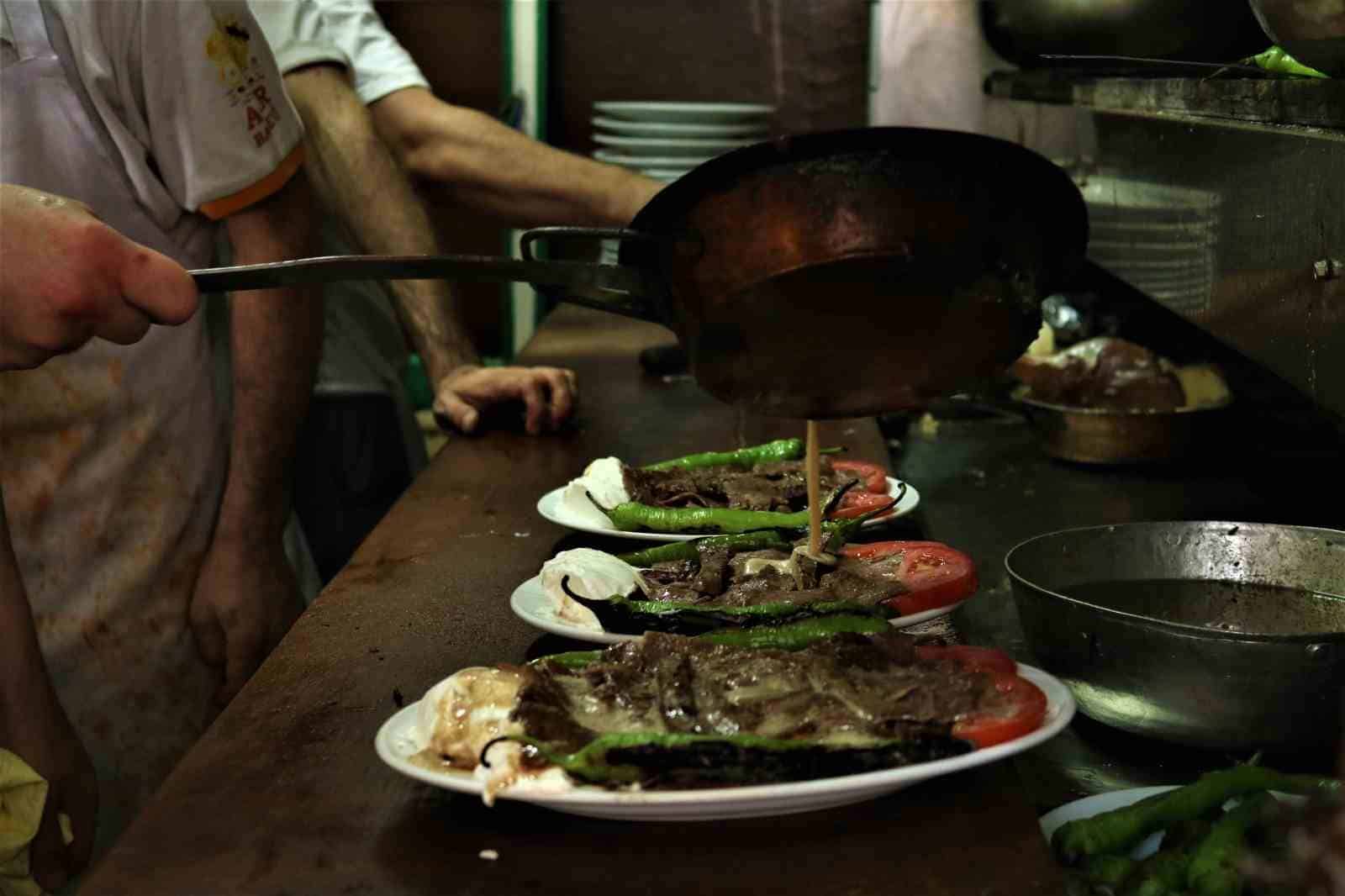 Dünya sıralamasında ilk 50’ye girdi, Elon Musk’ı davet etti