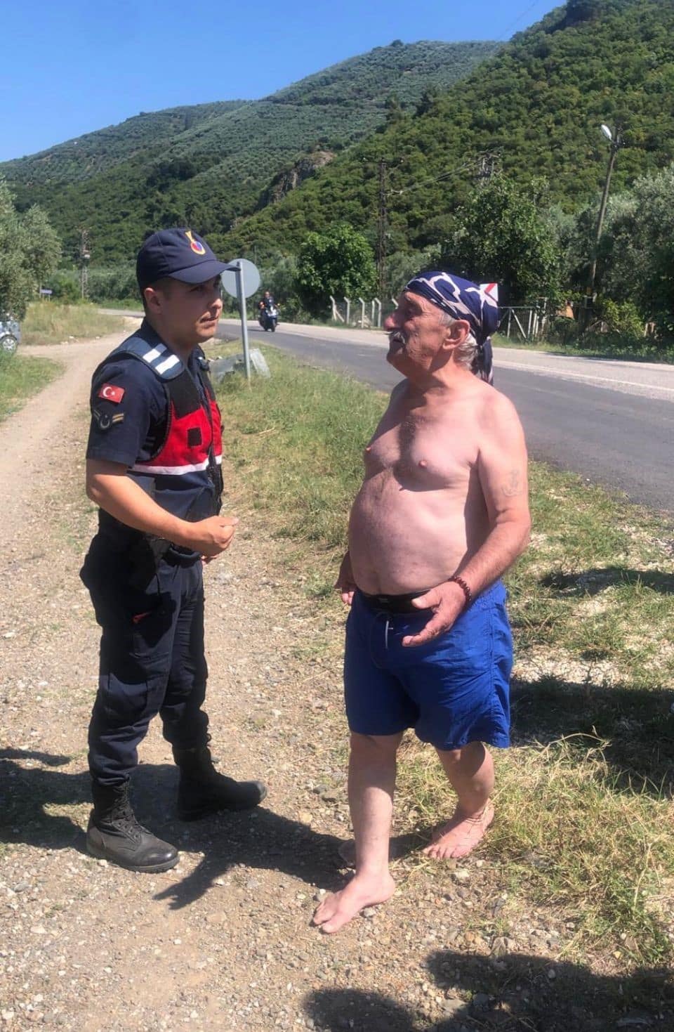 (Özel) Şaka gibi..."Gölde boğuldu" diye aranıyordu yürüyerek geldi