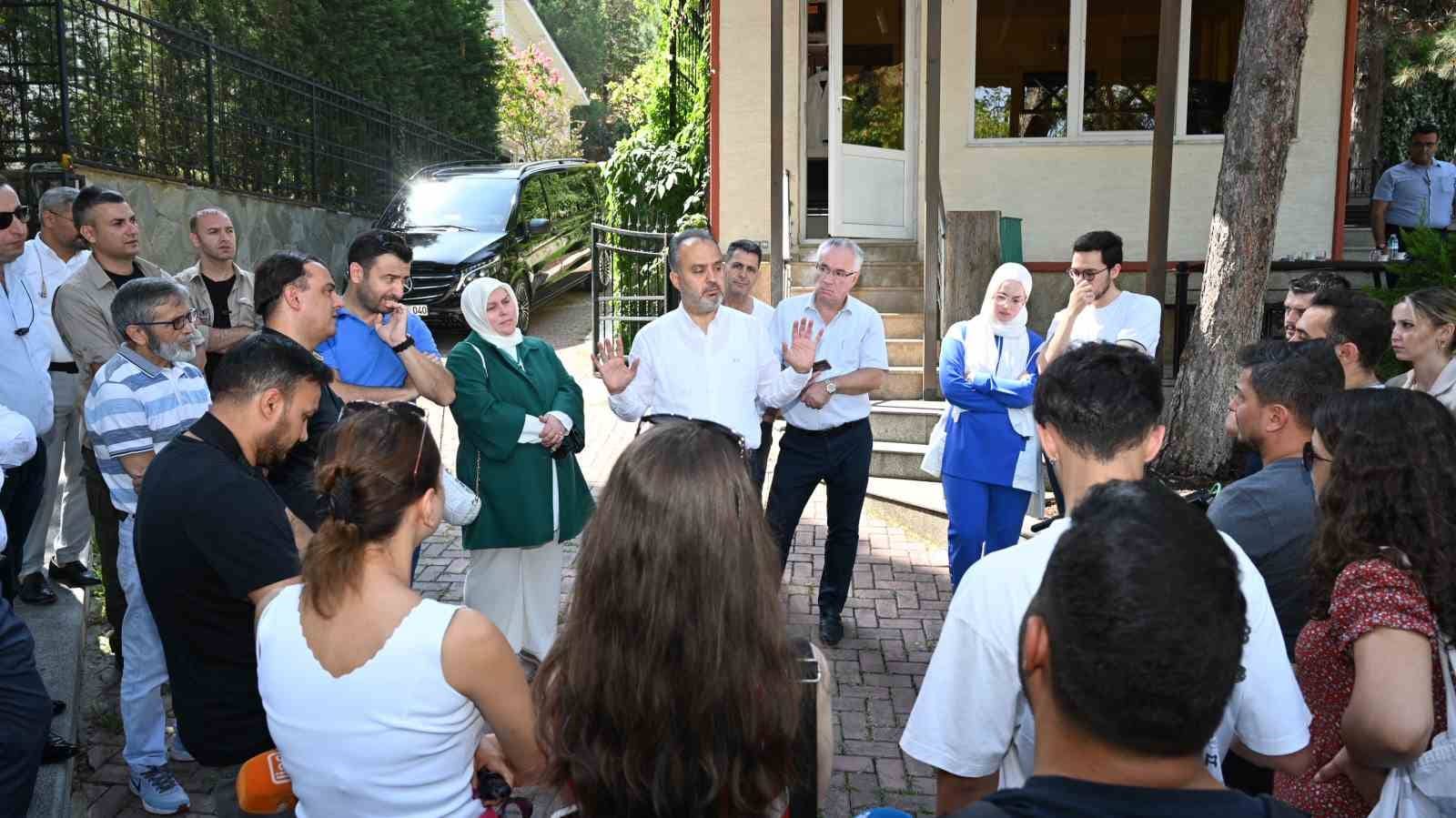 Başkan konutuna veda etti, Süleyman Çelebi külliyesi için ilk kazma vuruldu