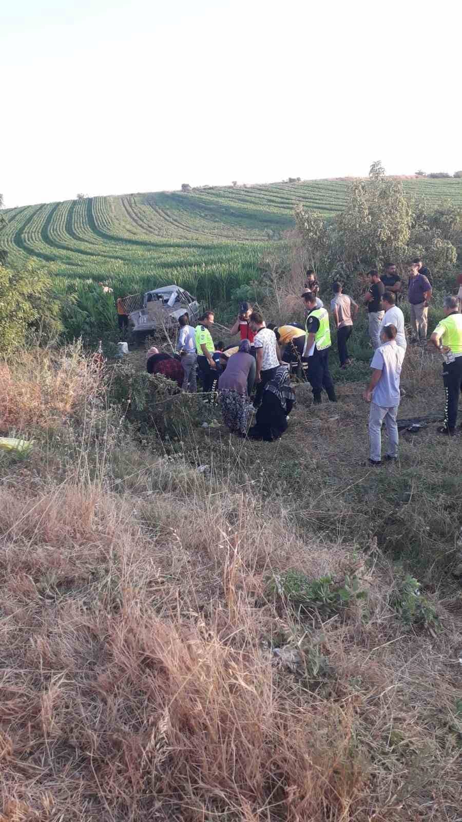 Karacabey’de feci kaza:11 yaralı, 3 ölü
