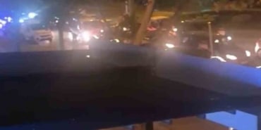 Trafiği kesip halaya durdular, sireni görünce böyle kaçtılar