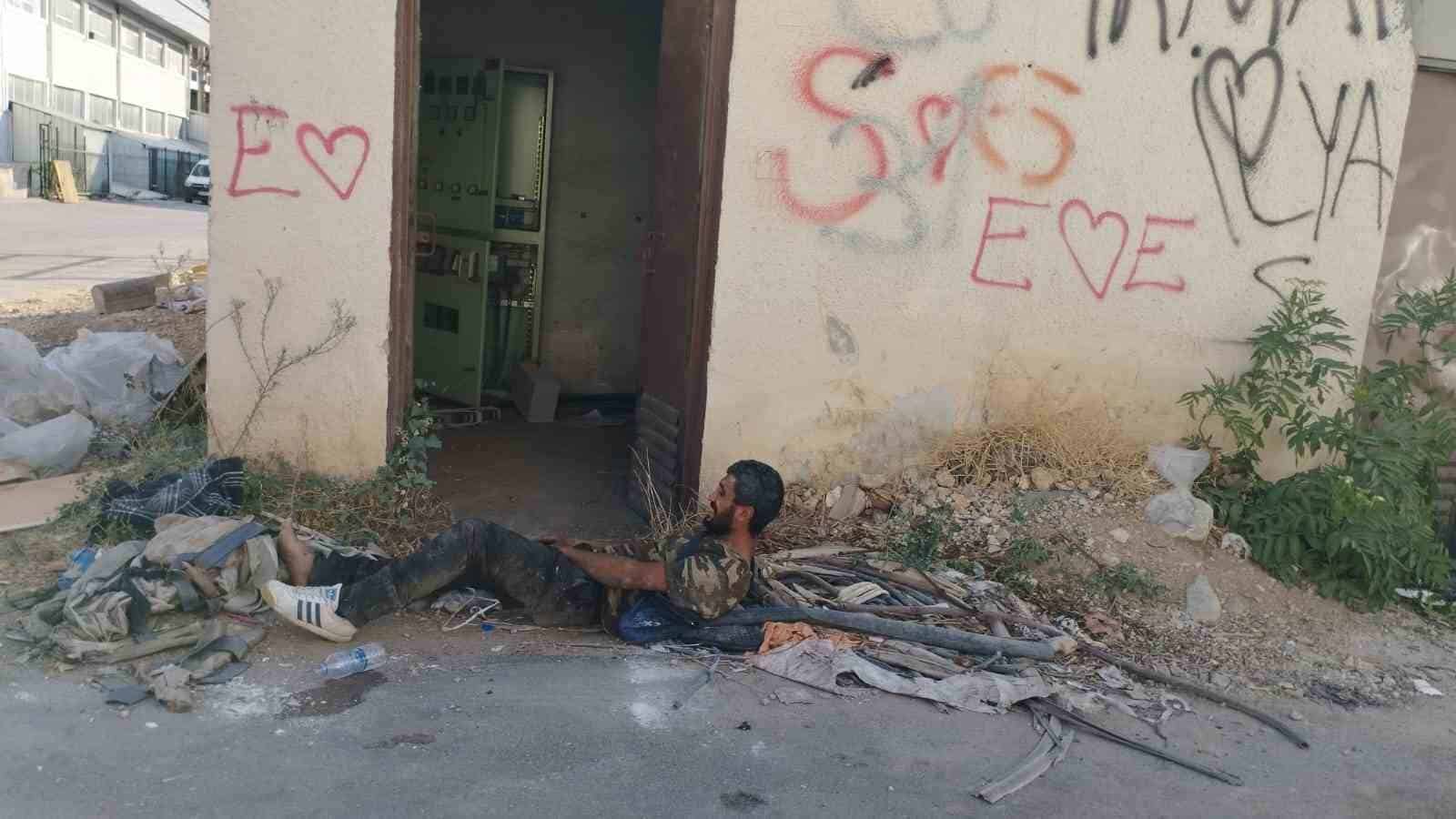 Trafoya giren kişi ölümden döndü