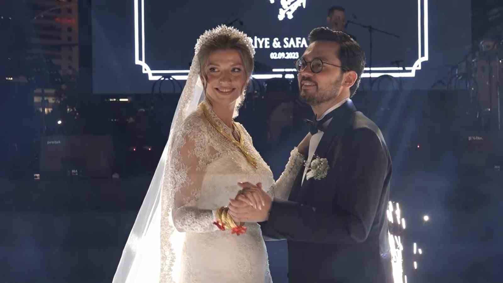 Başkan Aktaş, oğlunun nikahını kıydı