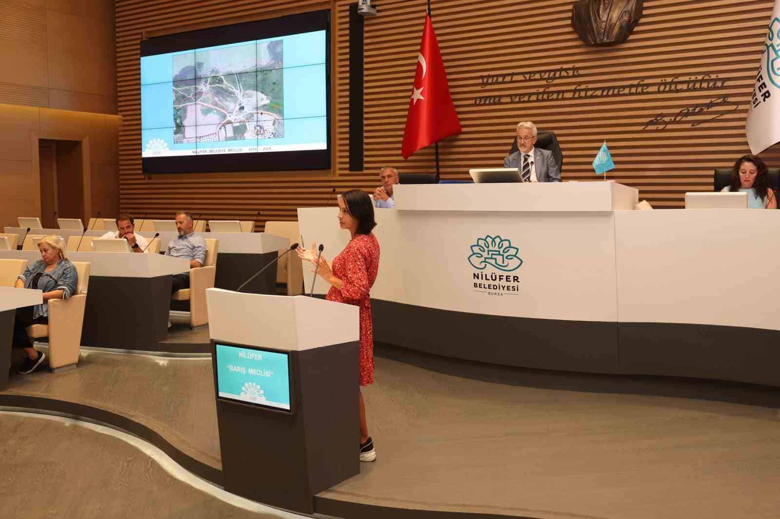 Nilüfer Belediyesi’nden üniversite öğrencilerine ulaşım desteği