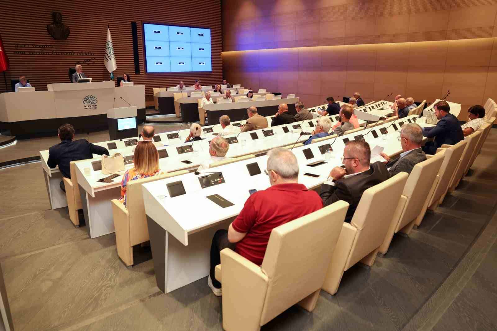 Nilüfer Belediyesi’nden üniversite öğrencilerine ulaşım desteği