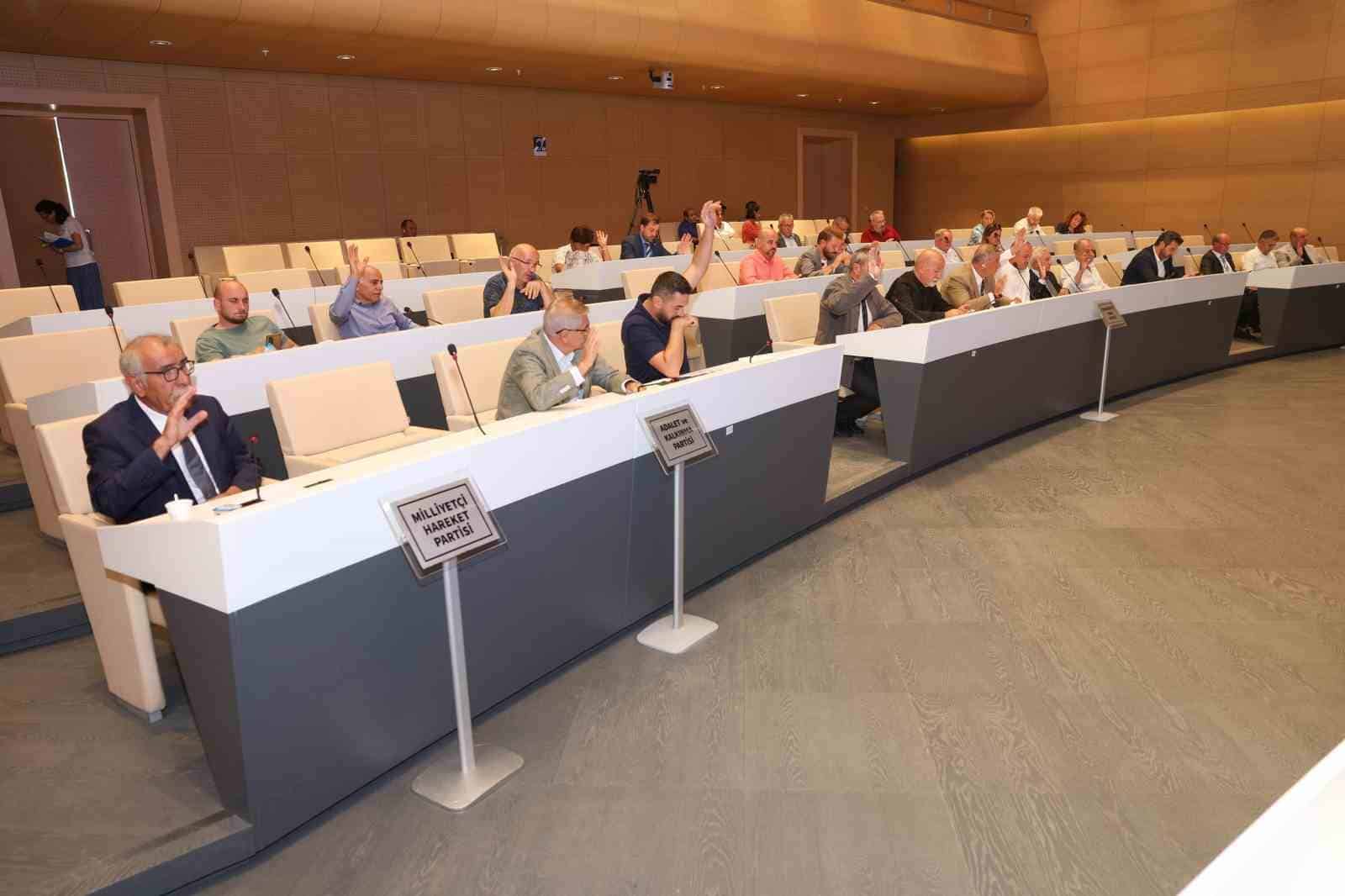 Nilüfer Belediyesi’nden üniversite öğrencilerine ulaşım desteği