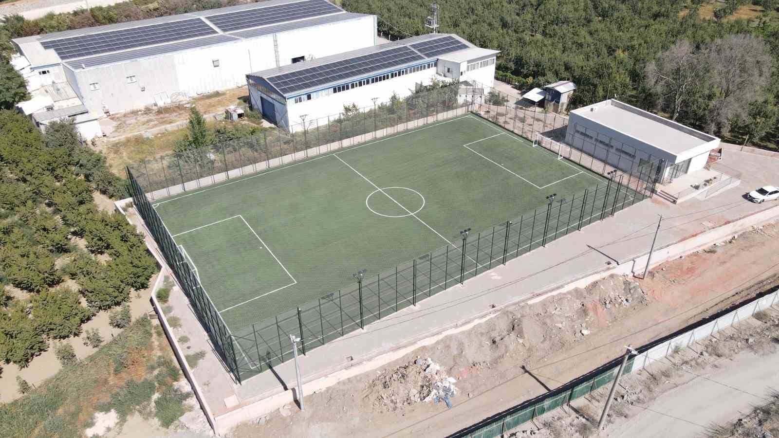 Spora çifte yatırım