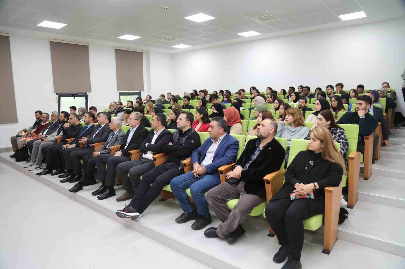 BTÜ’de İsrail-Filistin savaşı ele alındı
