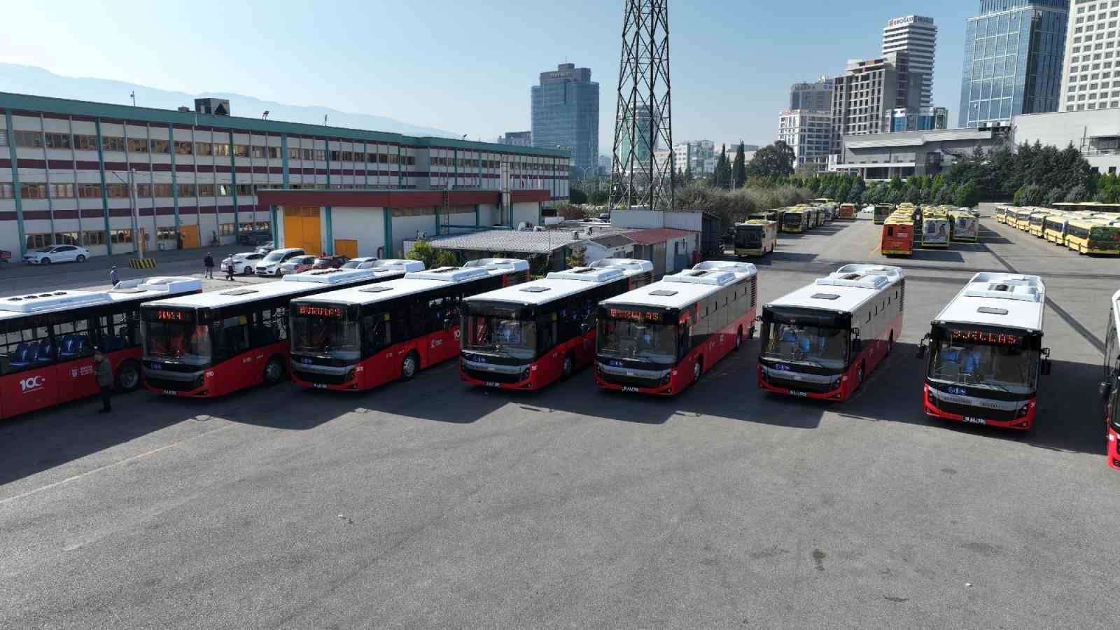 Bursa’da ulaşım filosu gençleşerek büyüyor