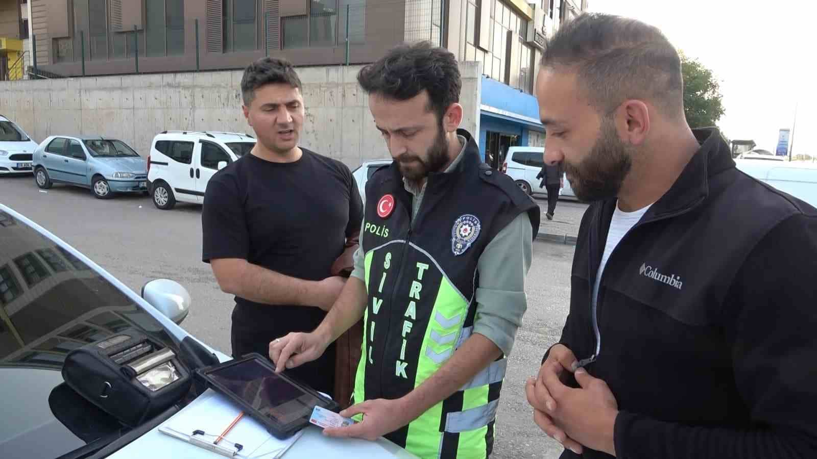 (Özel) Dikkat toplu taşımada sivil trafik polisi çıkabilir...