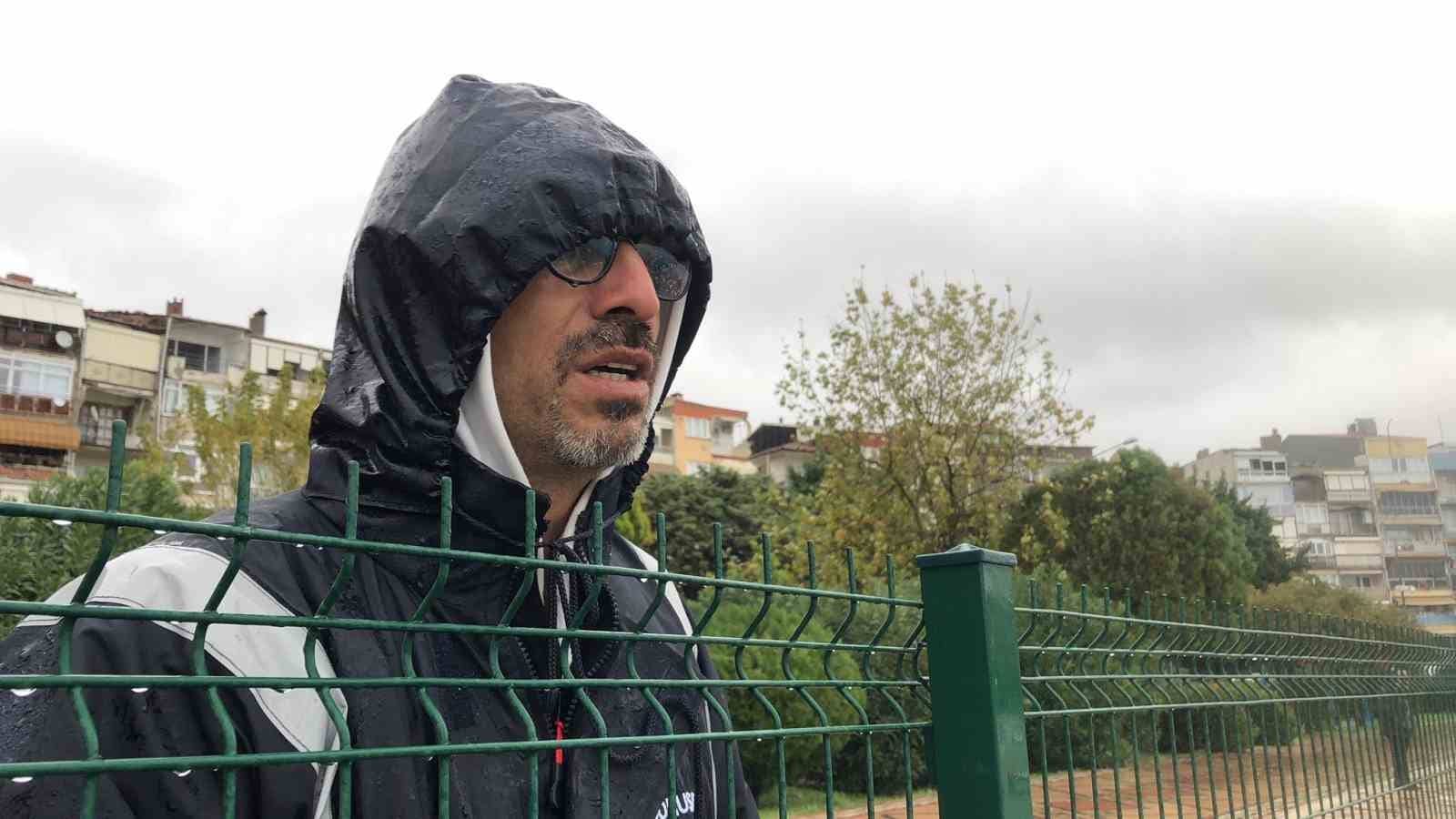 Bursa’da yaşanan fırtına sonrası tekneler alabora oldu