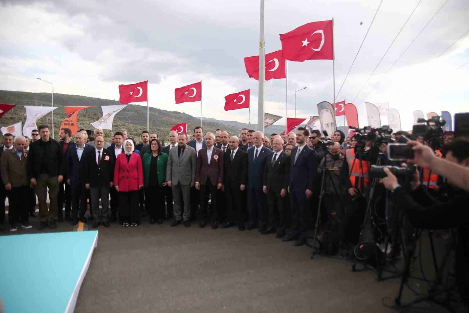 Demirtaş Sanayi Bölgesi’ni rahatlatacak kavşak açıldı
