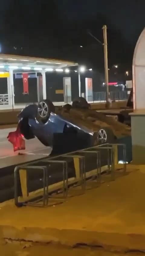 Otomobil takla attı, 13 yaşındaki kız hayatını kaybetti