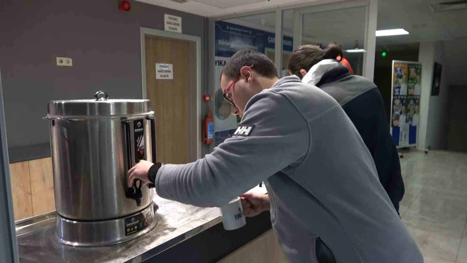 (Özel) Sınavlarına hazırlanan öğrenciler kütüphanede sabahladı