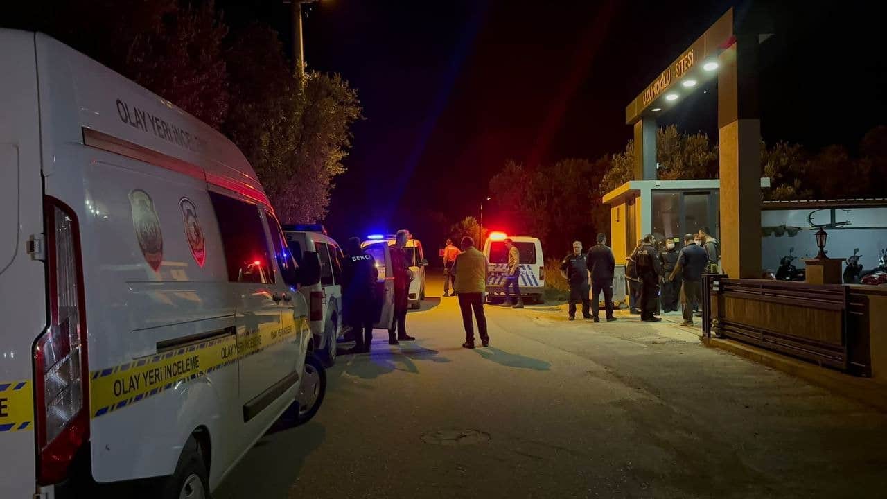 Site sakinleri kokudan rahatsız oldu, evde ceset bulundu
