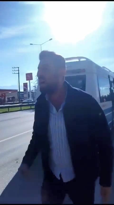 Türkiye onu izlemişti...Minibüs şoförlüğü yaparken hamile sürücü ile tartıştı