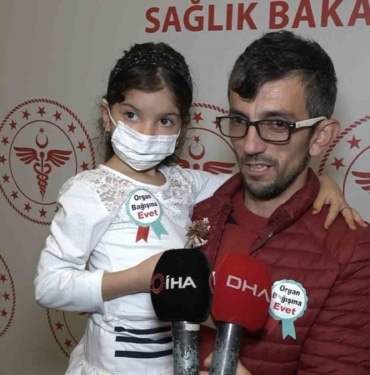 Zehirli mantar 6 yaşındaki Nisanur’un sonu oluyordu...Karaciğer nakliyle hayata tutundu