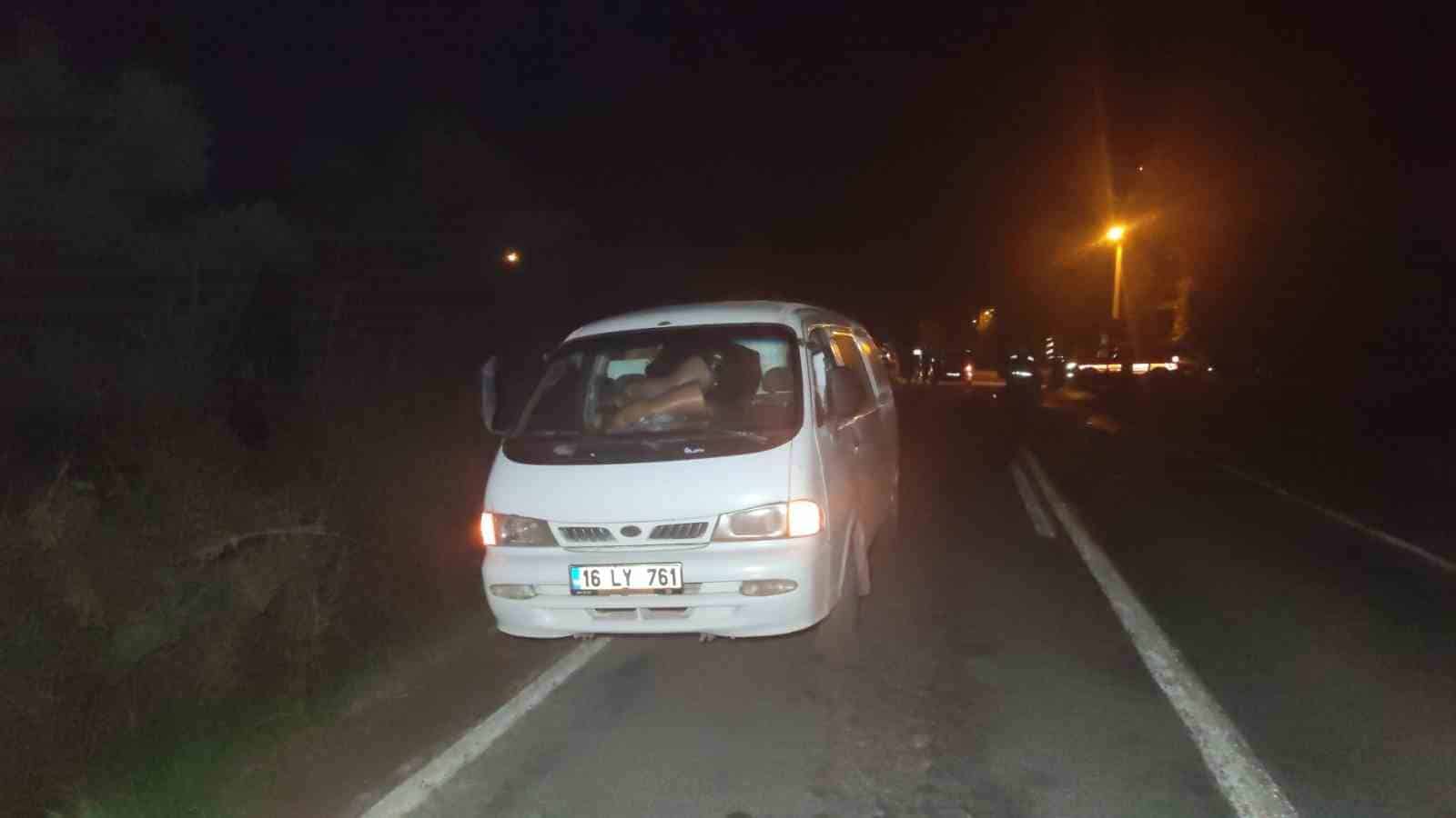 Zincirleme trafik kazasında 3 araç birbirine girdi: 3 yaralı