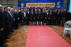 AK Parti, Bursa’da kuruluş ruhuyla sahaya iniyor