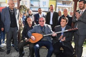 BAŞKAN DÜNDAR'A SAZLI SÖZLÜ KARŞILAMA DÜNDAR SEVGİSİ EMEK'E SIĞMADI