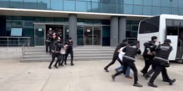 İÇİŞLERİ BAKANI ALİ YERLİKAYA'NIN DUYURDUĞU 'KAFES-46' OPERASYONUNDA TUTUKLAMA SAYISI 21'E YÜKSELDİ