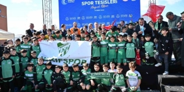 Sporun yeni adresi ’Vakıf Bera’, Bakan Bak’ın katıldığı törenle açıldı