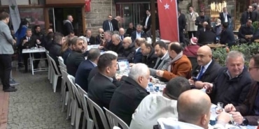 Başkan Dündar çarşı esnafı ile kahvaltı sofrasında buluştu