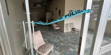 Bursa’da husumetlisini dernek lokalinde vurdu