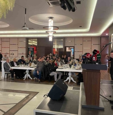 CHP Bursa Büyükşehir adayı Mustafa Bozbey: "Bursa Kent Anayasası’nı yaparak işe başlayacağız"