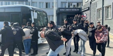 Dünya Kadınlar Günü’nde çökertilen fuhuş çetesi üyeleri, adliyeye sevk edildi