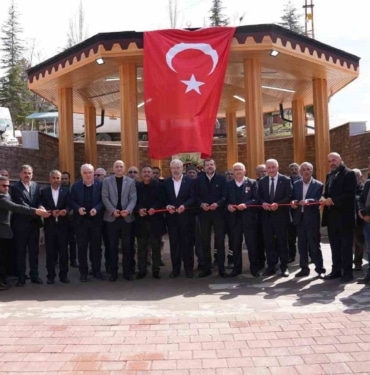 Gürsu Belediyesi deprem bölgesindeki bir tesisi ayağa kaldırdı