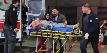 Kardeşini bıçakla ağır yaraladı