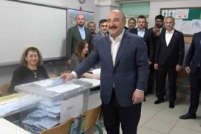 Mustafa Varank: “Türkiye demokrasisi dünyada en oturmuş demokrasilerden biri”