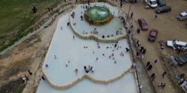 (Özel) Pamukkale değil Bursa...Ücretsiz termal su ve çamur için akın akın geliyorlar