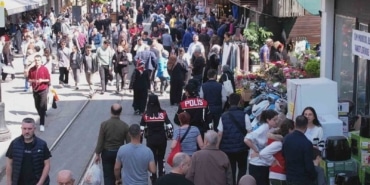 Bursa polisi bayram öncesi çarşı bölgesinde kuş uçurtmadı