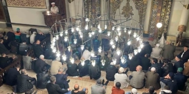 Bursa’da binlerce vatandaş camilere akın etti
