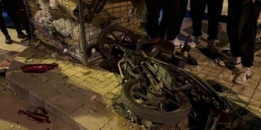 Bursa’da otomobil ile motosiklet çarpıştı, 2 kişi yaralandı