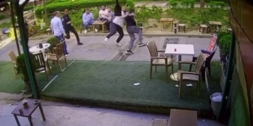 Çay sevdalısı esnaf, polisten kaçan şüpheliyi böyle yakaladı