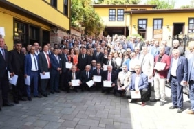 Osmangazili muhtarlar mazbatalarını aldı