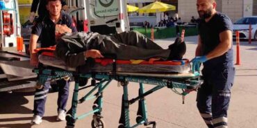 Otomobilin çarptığı yaşlı adam yaralandı