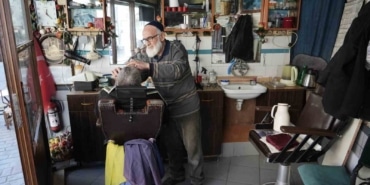 (Özel) 100 yıllık dükkanında bir ömrünü mesleğine adadı