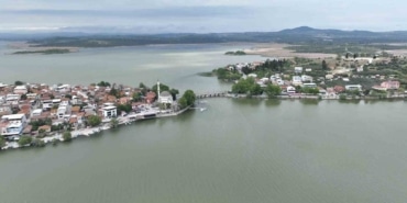 Tarihi ve doğasıyla ünlenen Gölyazı turistleri bekliyor